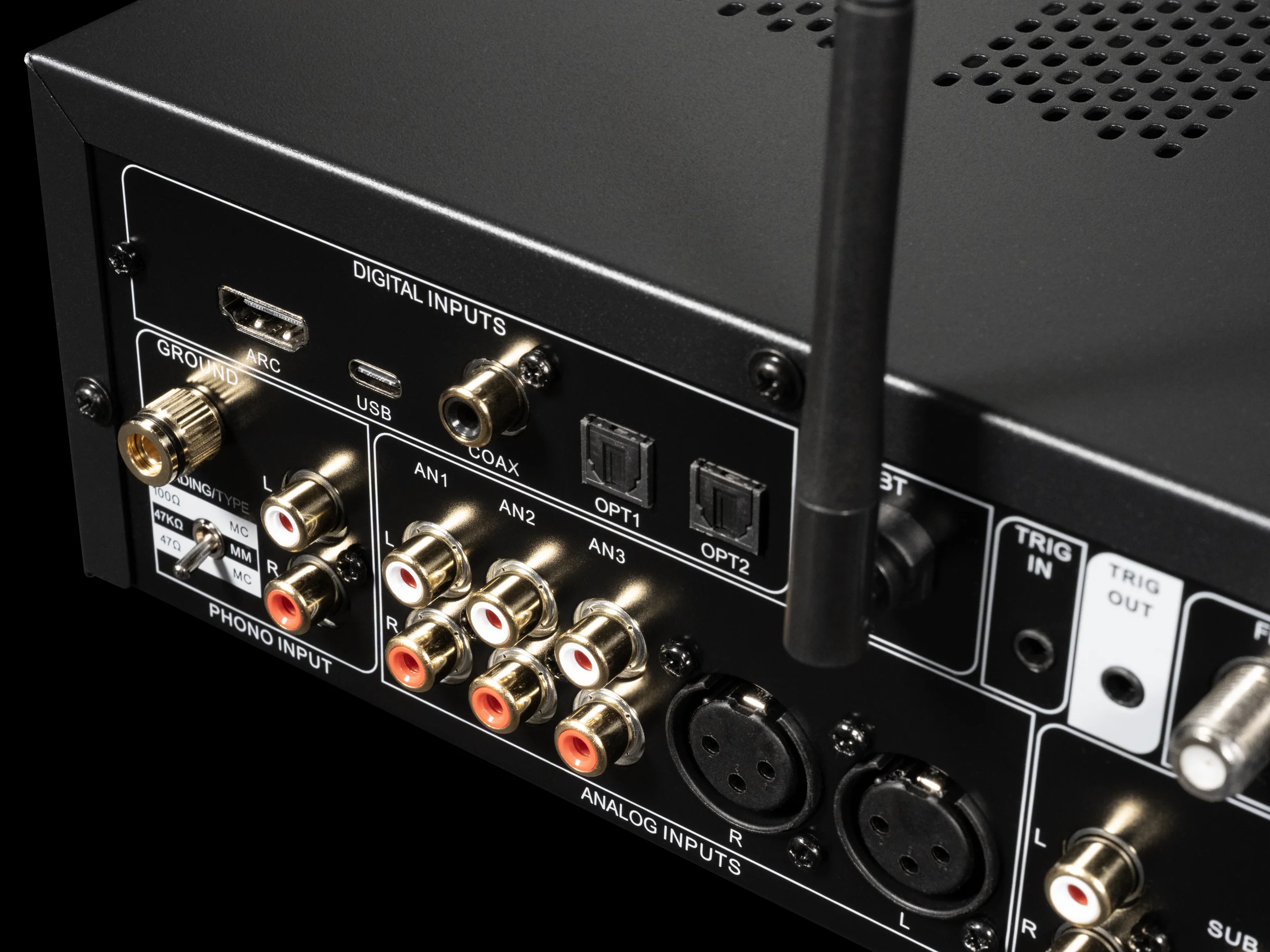 BasX TA2+ Stereo Preamp/DAC/Tuner With Integrated Amplifier - Image 11